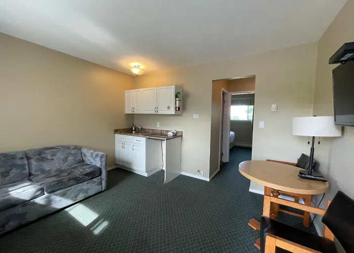 Diplomat Motel